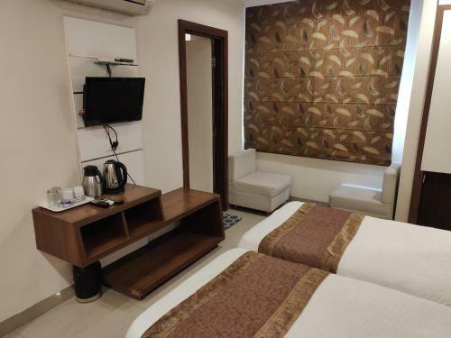 Hotel Starlit Select Nirvana