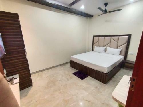 Hotel Nandini Palace