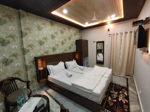 Hostal Hotel Shivratri Guest House