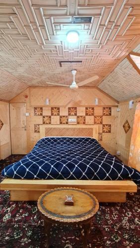 Hotel Houseboat Riyadh