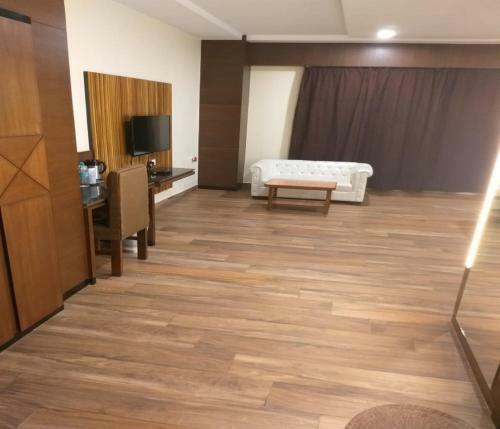 Hotel Surbhi International