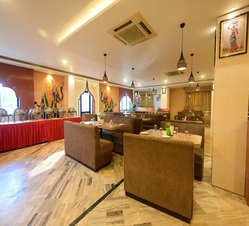 Hotel Surbhi International