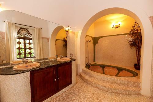 Hostal Marbella Guest House