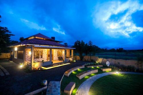 K Villa - Cheerful 3 Bhk Colonial Villa With Garden