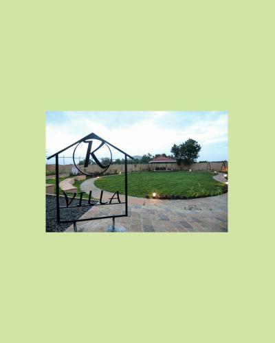 K Villa - Cheerful 3 Bhk Colonial Villa With Garden