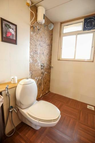 K Villa - Cheerful 3 Bhk Colonial Villa With Garden