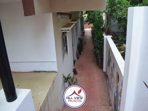 Hostal Hill View Palace Guest House