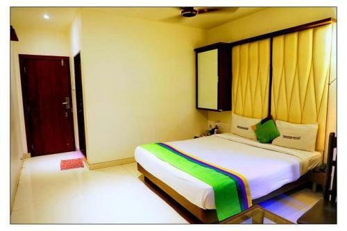 Hotel Staycation Holiday