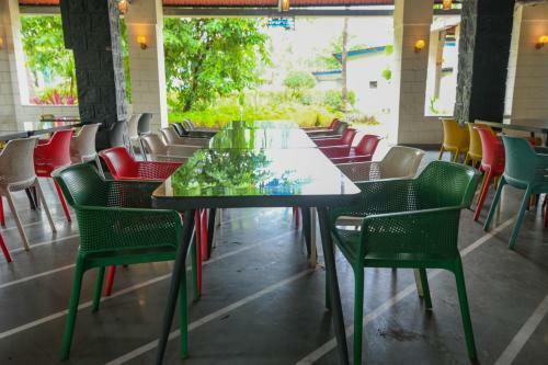 Hotel Visava Amusement Park & Resort