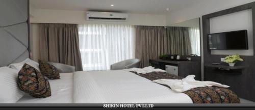 Shikin Hotels (Close To Palm Beach Road)