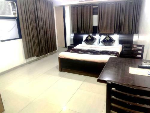 Hotel Sea View Cbd Belapur