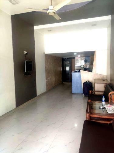 Hotel Sea View Cbd Belapur