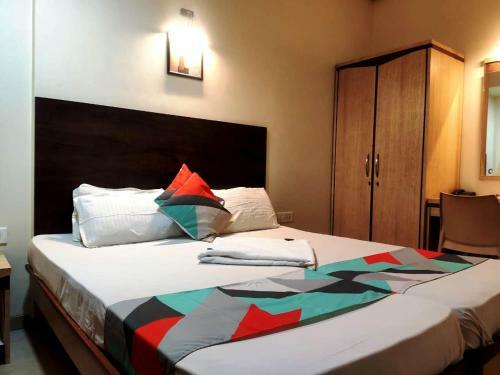 Hotel Ghansoli Konark In Lodging & Boarding