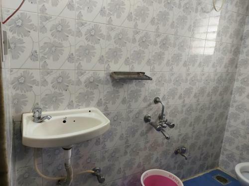Hotel Sai Guest House