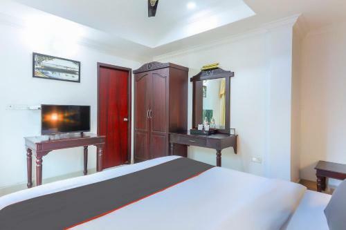 Collection O 50234 Hotel Geebee