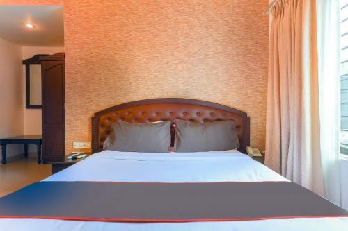 Collection O 50234 Hotel Geebee