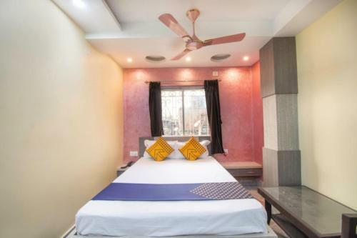 Hotel Staymaker Rajeshwari Residency