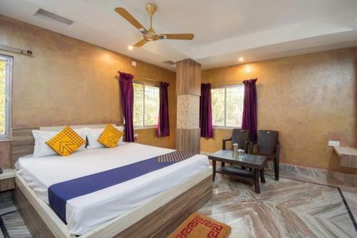 Hotel Staymaker Rajeshwari Residency