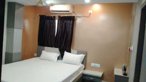 Hotel Staymaker Rajeshwari Residency