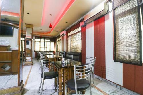 Oyo 61070 Hotel Krishna
