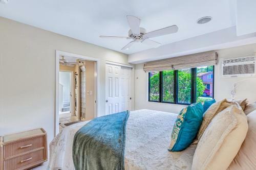 100-3 One Bedroom Puamana Unit