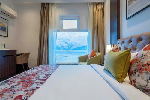 Hotel Le Roi Lake View, Koti