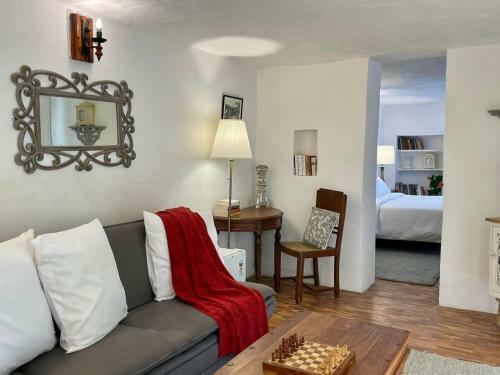 Sundays Forever - Hill Top Cottage