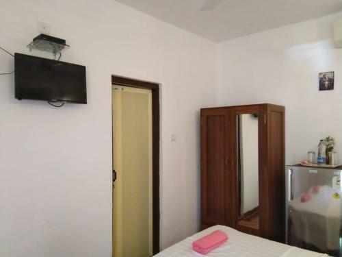 Hostal Domingos Guest House