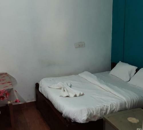 Hostal Baga Beach Paradise