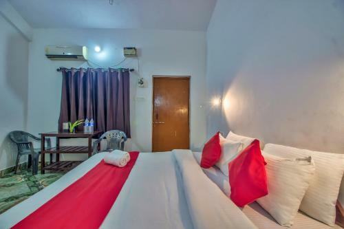 Hotel Baga Beach Doorz