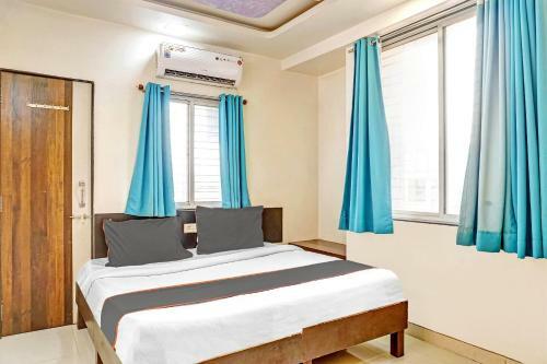 Collection O 83751 Hotel Galaxy Residency