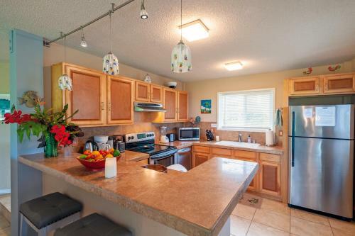 Apartamento Kamahana 23 - Spacious And Light, Private, With Golf Course And Ocean Views!