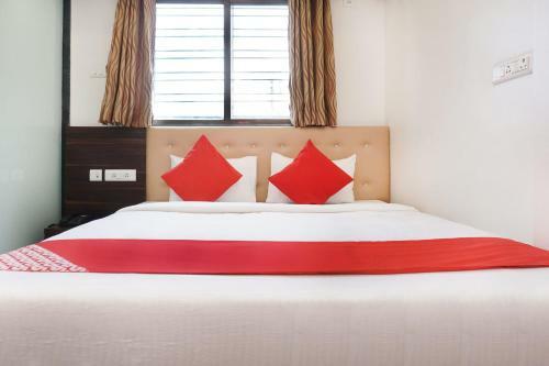 Oyo 35766 Hotel Grand Inn