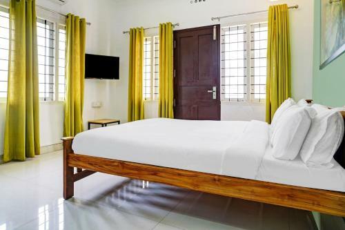 Hotel Capital O 85602 Ecstasy Appartment