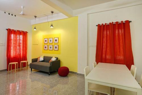 Hostal Vaccinated Staff - Oyo 78040 Marhaba Apartments