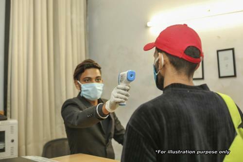 Hostal Vaccinated Staff - Oyo 78040 Marhaba Apartments