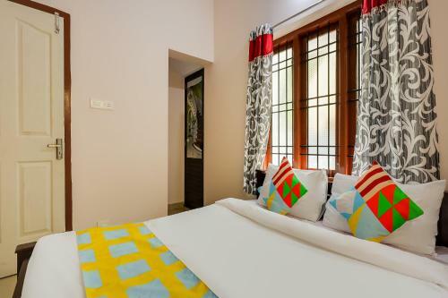 Hostal Oyo 78022 Vinu Villa