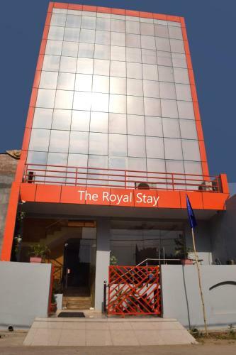 Hotel The Royal Stay Greater Noida