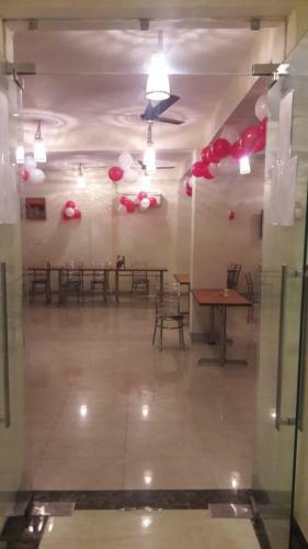 Hotel The Royal Stay Greater Noida