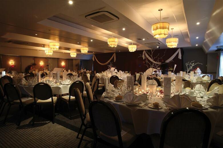 Buchanan Arms Hotel