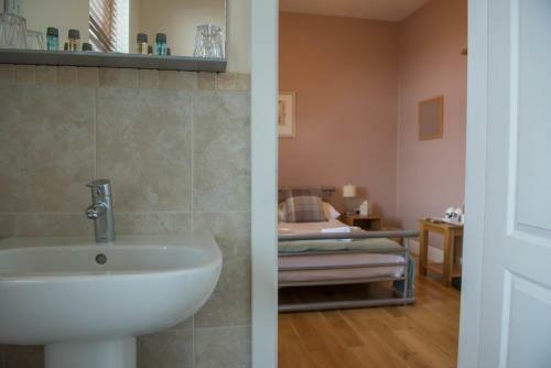 Ashbank Bed & Breakfast