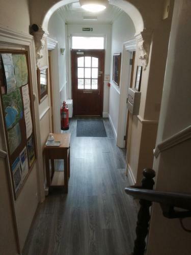 Hostal Harbourlight Guesthouse