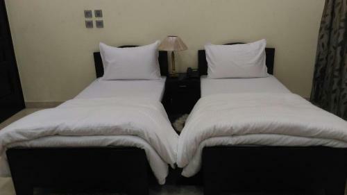 Hotel Kapoor Residency