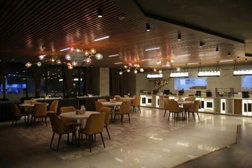 Hotel Udman Greater Noida