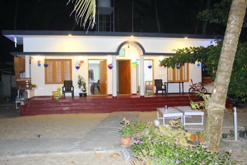 Marari Anna Beach Homestay