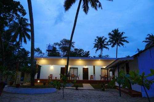 Marari Phoenix Beach Homestay