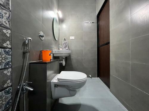 Hostal Sea Breeze Majorda