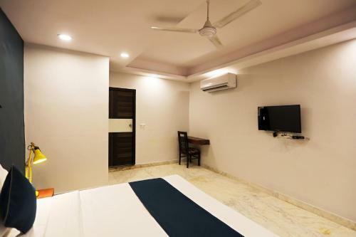 Hotel Silverkey Executive Stays 39733 Rc164 Noida-62