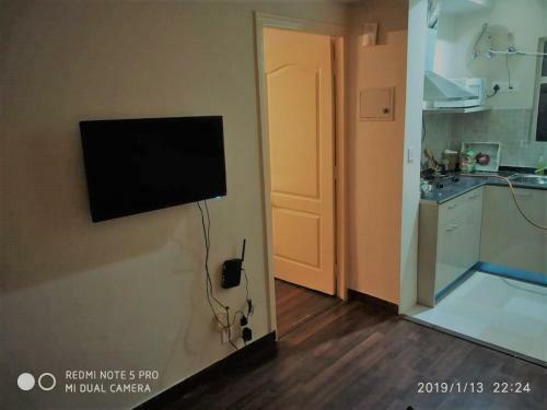 Apartamento Independent Charming Studio With Balcony Urban View