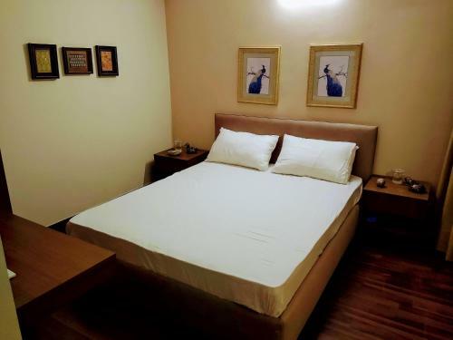 Apartamento Independent Charming Studio With Balcony Urban View